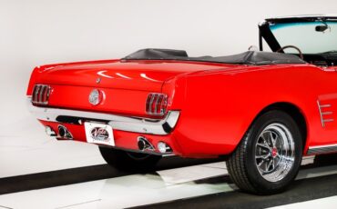 Ford-Mustang-1966-Signal-Flare-Red-Black-Pony-Deluxe-19