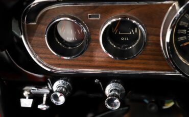 Ford-Mustang-1966-Signal-Flare-Red-Black-Pony-Deluxe-20