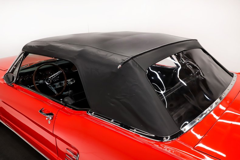Ford-Mustang-1966-Signal-Flare-Red-Black-Pony-Deluxe-36
