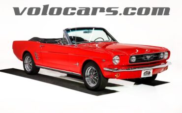 Ford-Mustang-1966-Signal-Flare-Red-Black-Pony-Deluxe-4