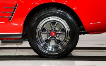Ford-Mustang-1966-Signal-Flare-Red-Black-Pony-Deluxe-49