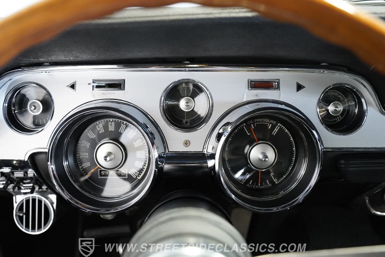 Ford-Mustang-1967-Blue-Black-10