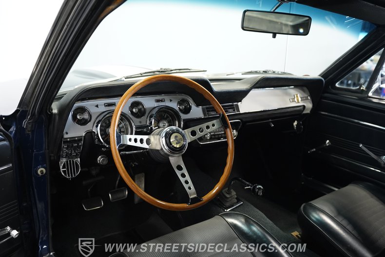 Ford-Mustang-1967-Blue-Black-8