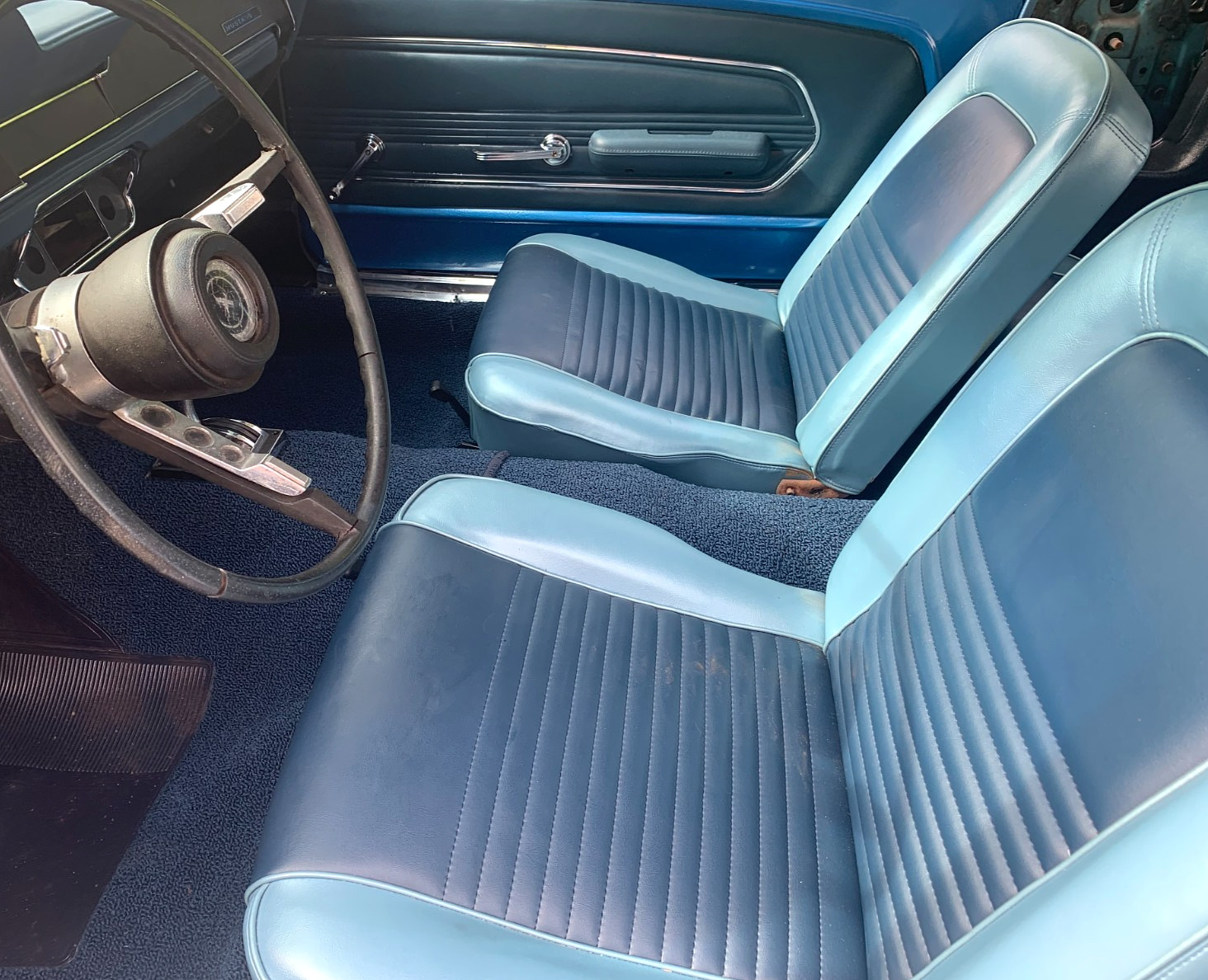 Ford-Mustang-1967-Convertible-10