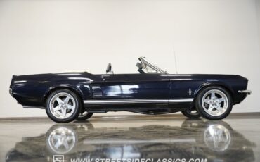 Ford-Mustang-1967-Convertible-19