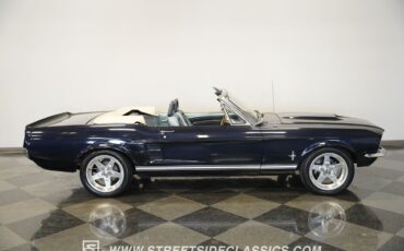 Ford-Mustang-1967-Convertible-21