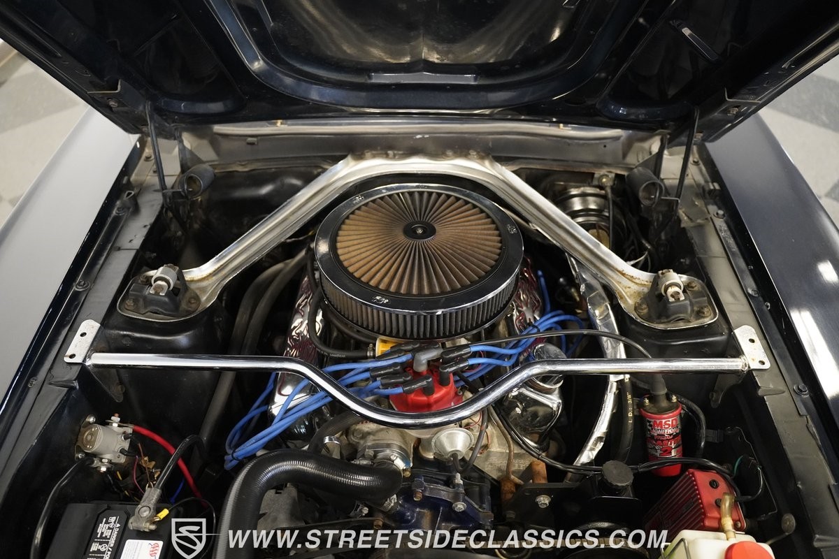 Ford-Mustang-1967-Convertible-4