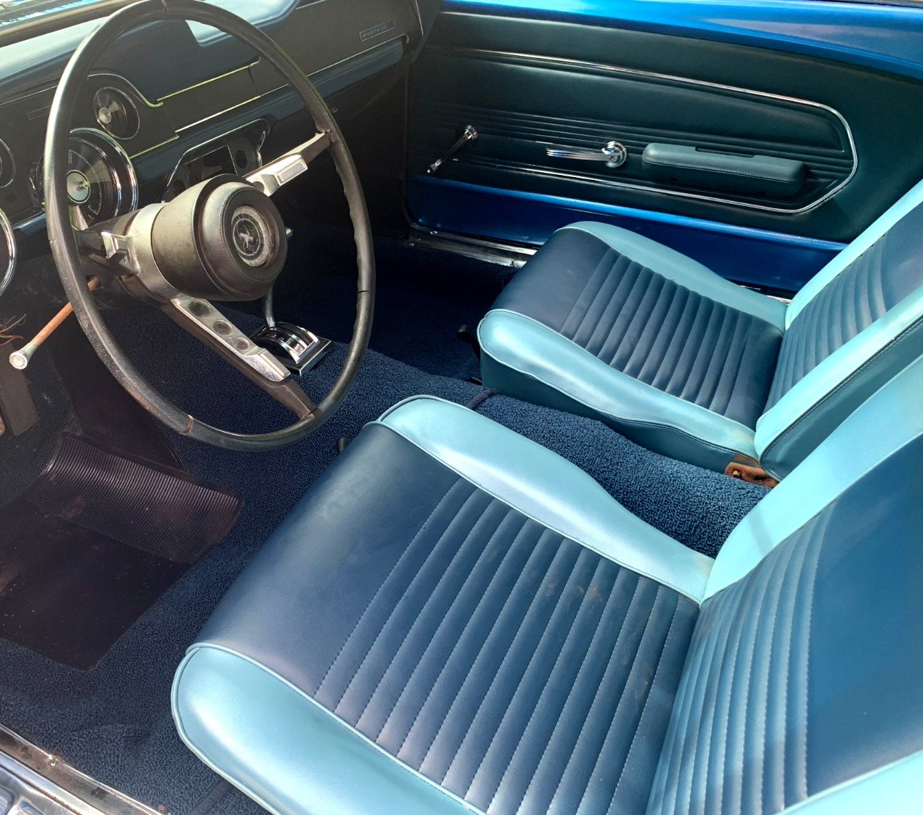 Ford-Mustang-1967-Convertible-9