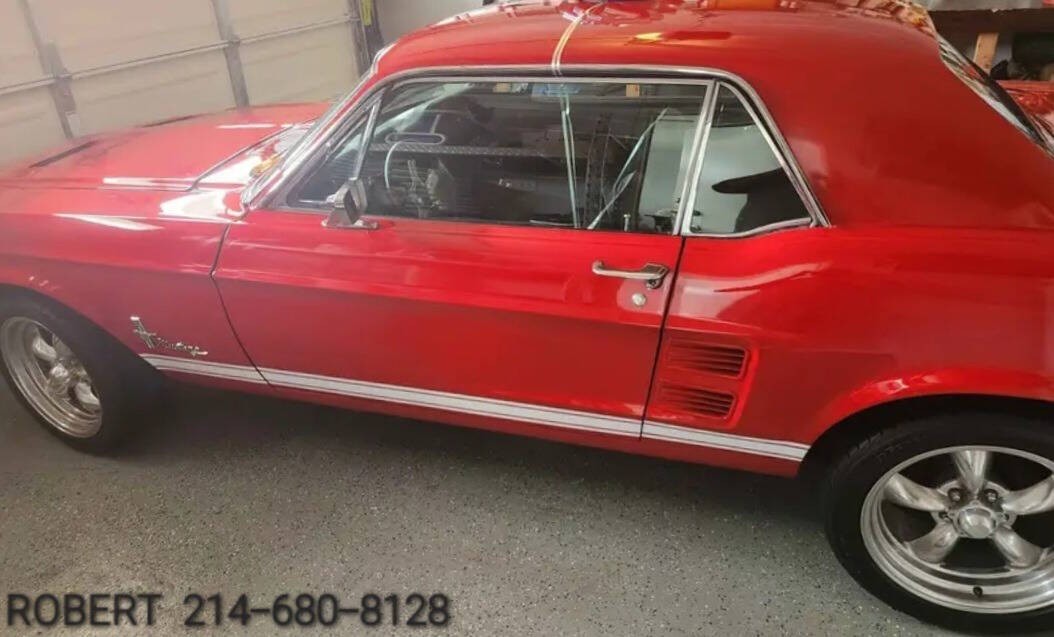 Ford-Mustang-1967-Coupe-4