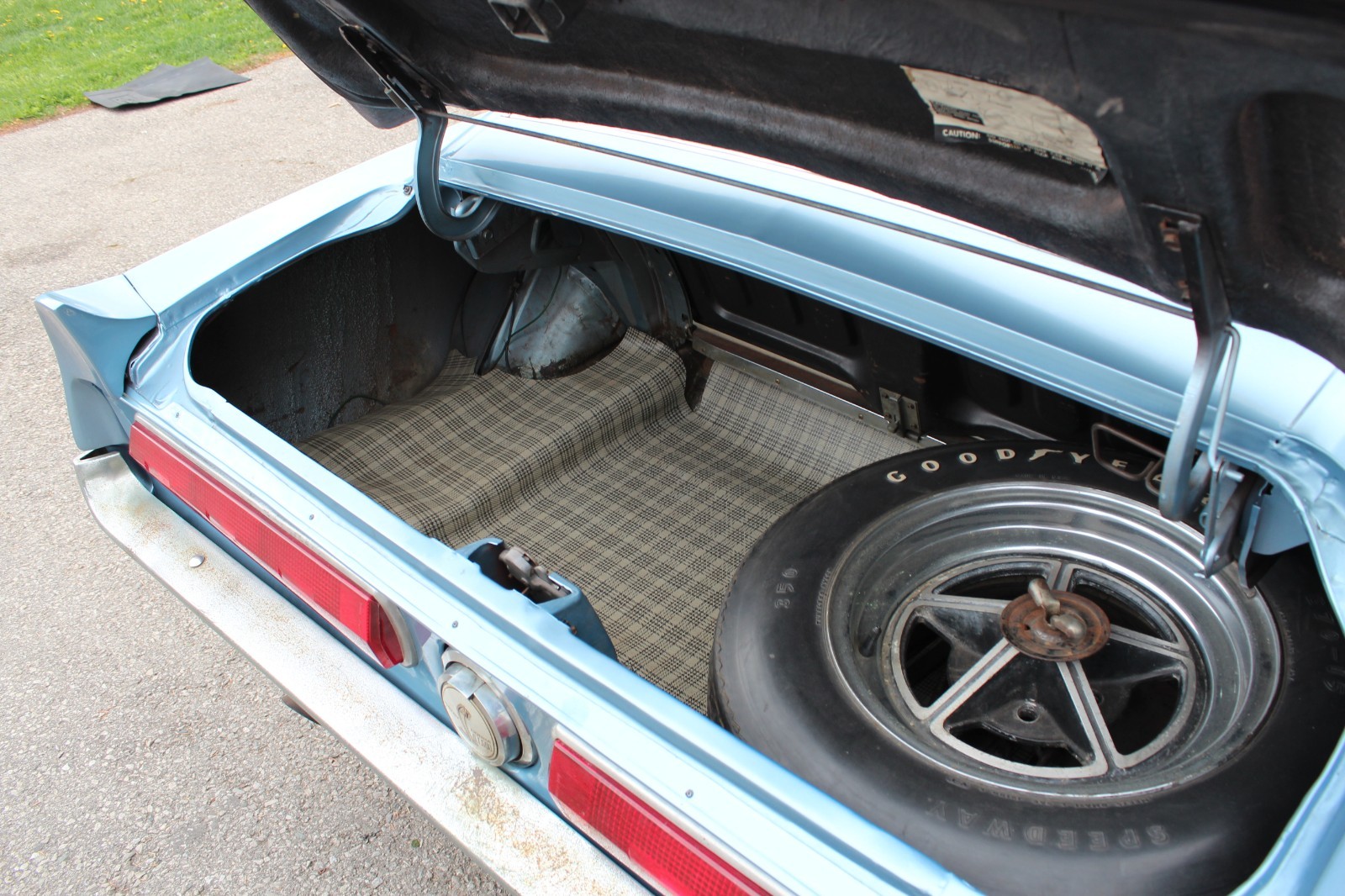 Ford-Mustang-1967-Fastback-17