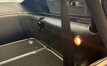 Ford-Mustang-1967-Fastback-23