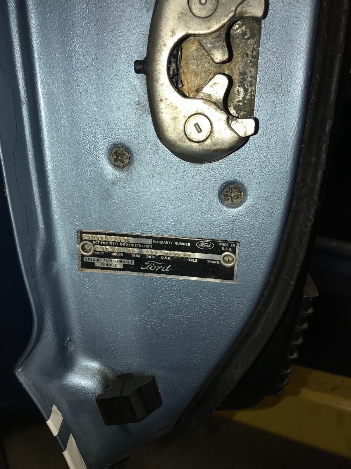 Ford-Mustang-1967-Fastback-9