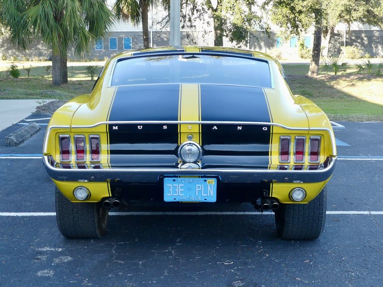 Ford-Mustang-1967-Yellow-Black-22