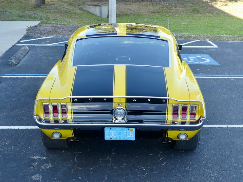 Ford-Mustang-1967-Yellow-Black-23