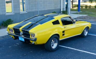 Ford-Mustang-1967-Yellow-Black-26