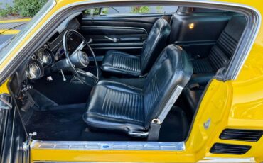 Ford-Mustang-1967-Yellow-Black-3