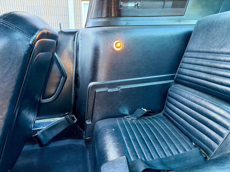 Ford-Mustang-1967-Yellow-Black-40