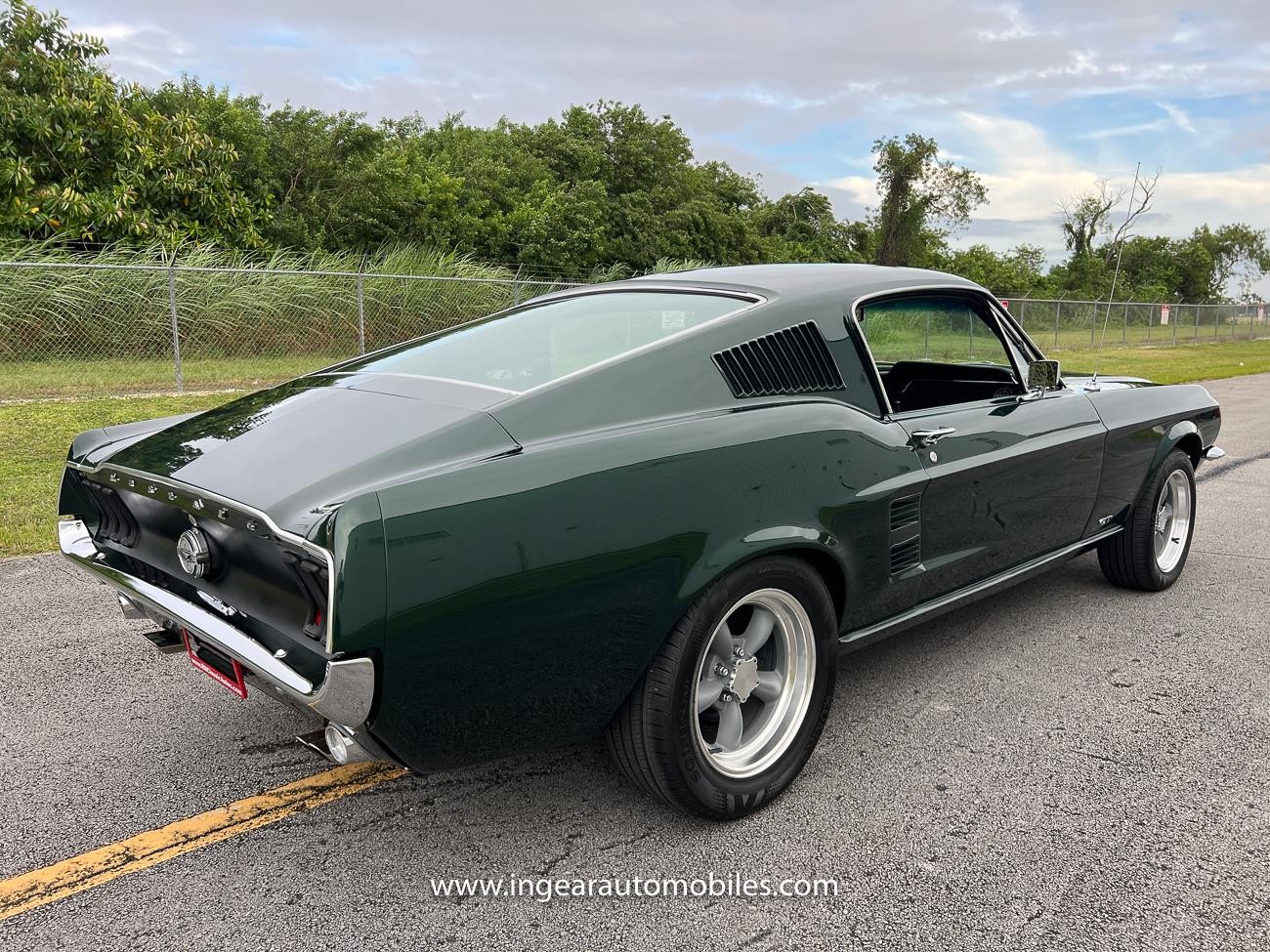 Ford-Mustang-1967-fastback-10