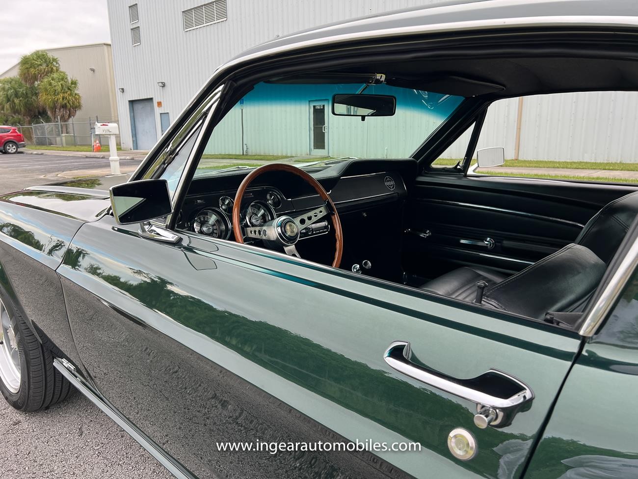 Ford-Mustang-1967-fastback-27