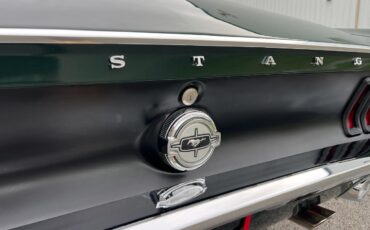 Ford-Mustang-1967-fastback-34