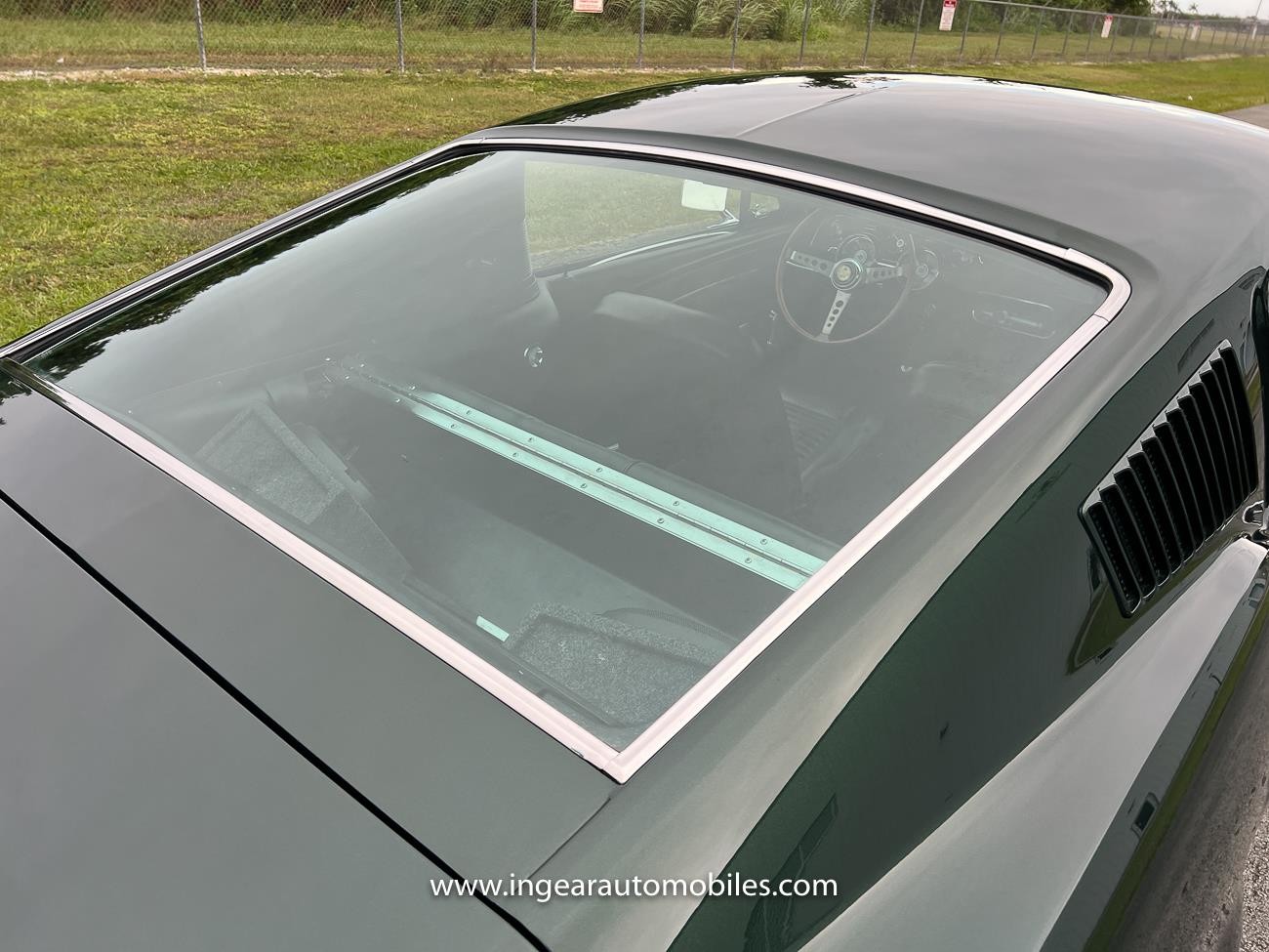 Ford-Mustang-1967-fastback-38