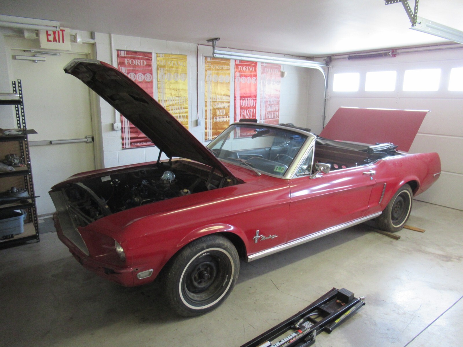 Ford-Mustang-1968-Convertible-2