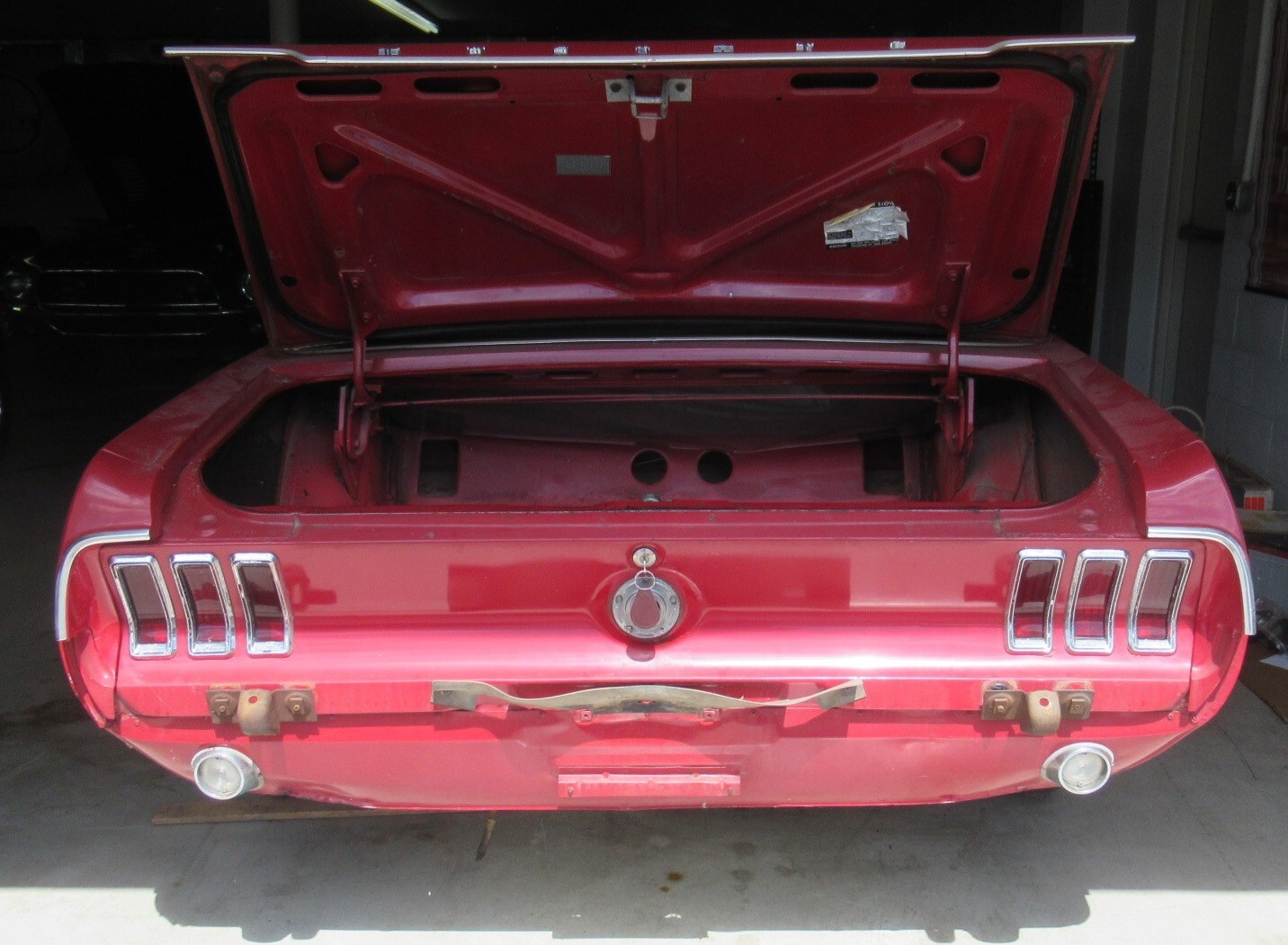 Ford-Mustang-1968-Convertible-7