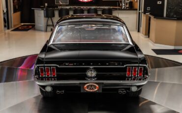 Ford-Mustang-1968-Coupe-16