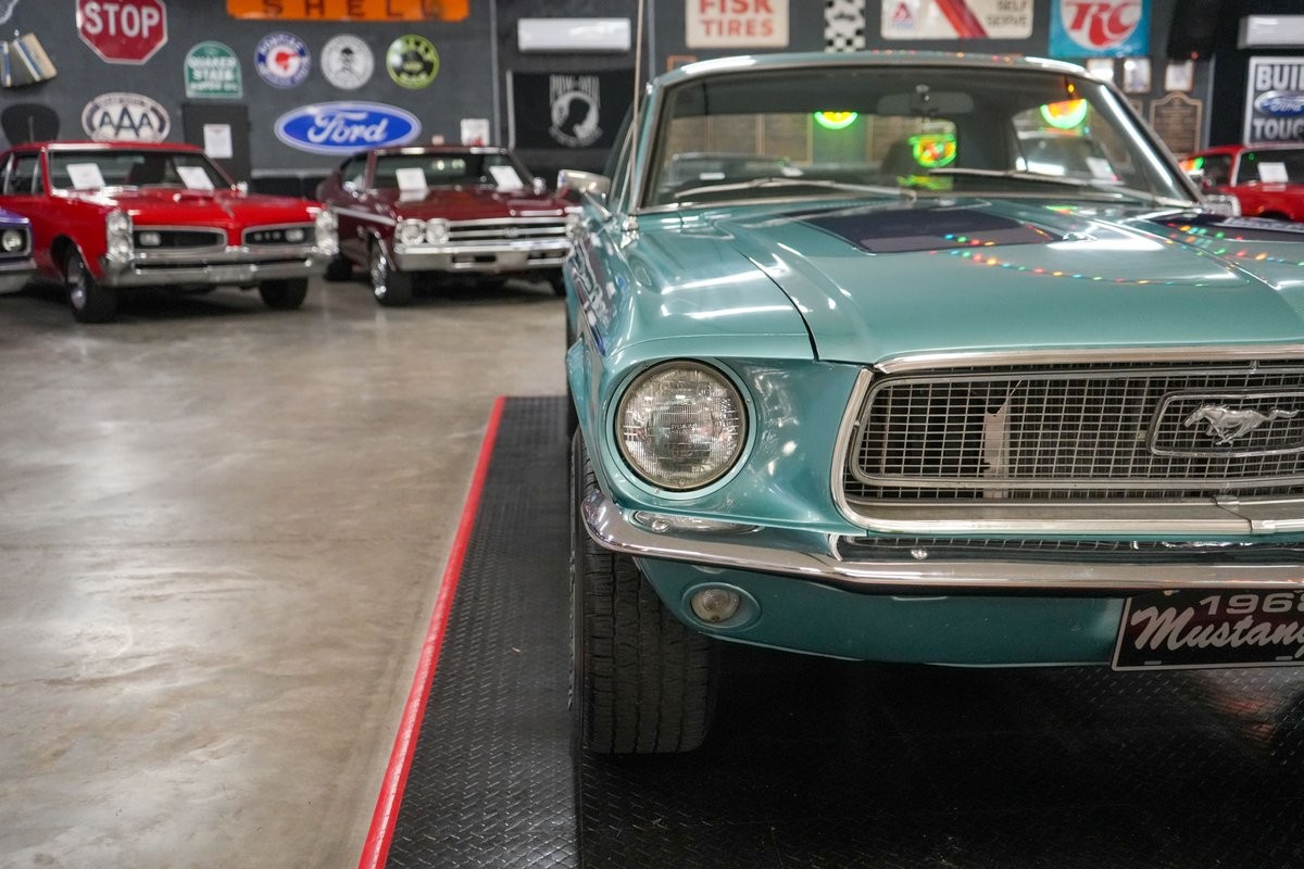 Ford-Mustang-1968-Coupe-28