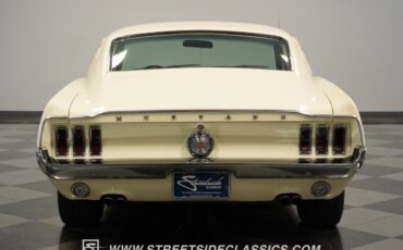 Ford-Mustang-1968-Fastback-10