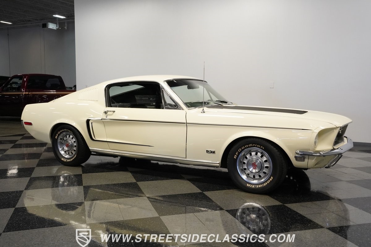 Ford-Mustang-1968-Fastback-15