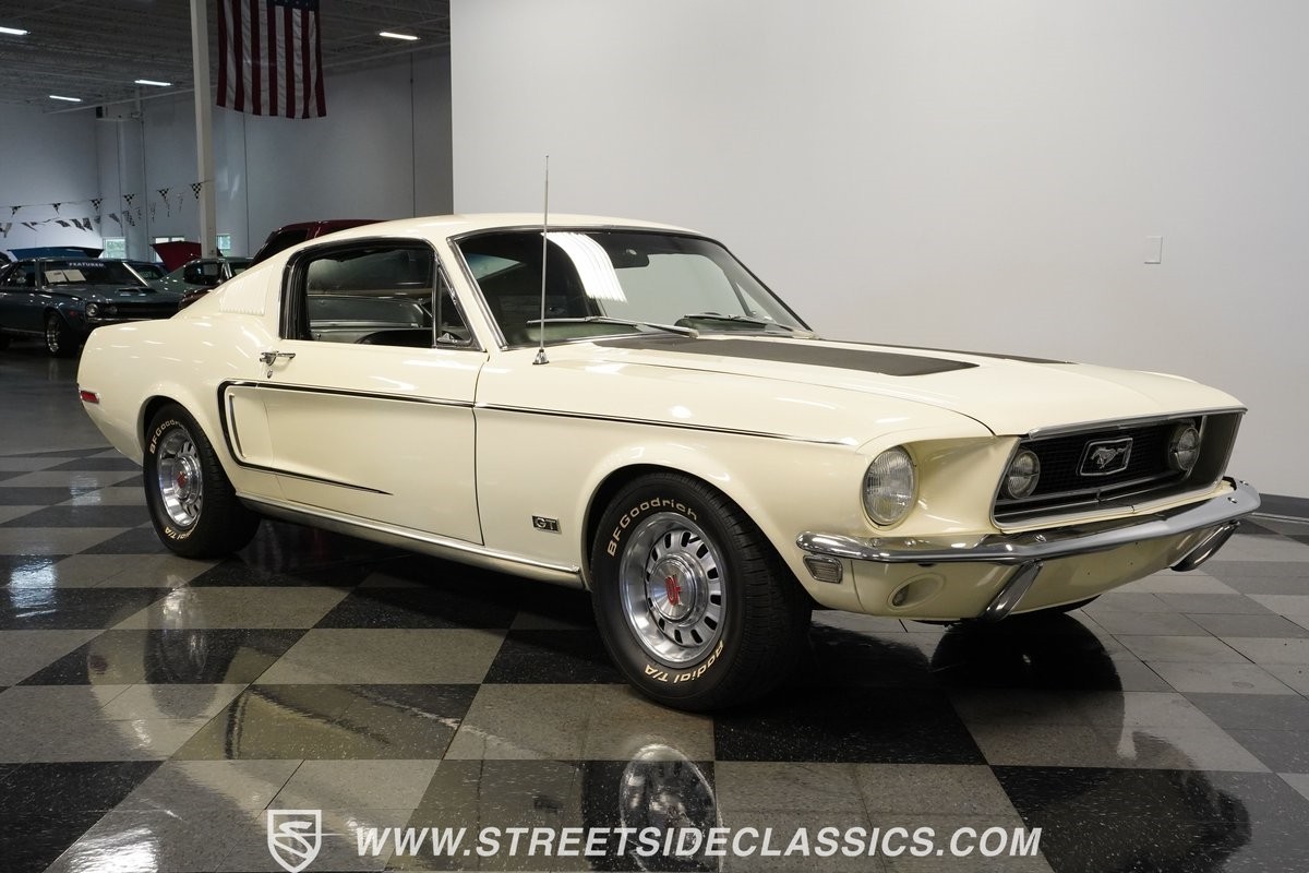 Ford-Mustang-1968-Fastback-16