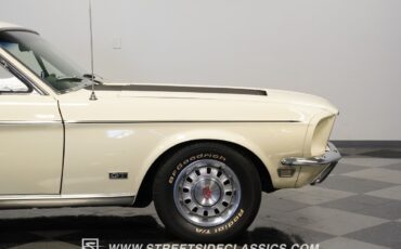 Ford-Mustang-1968-Fastback-30