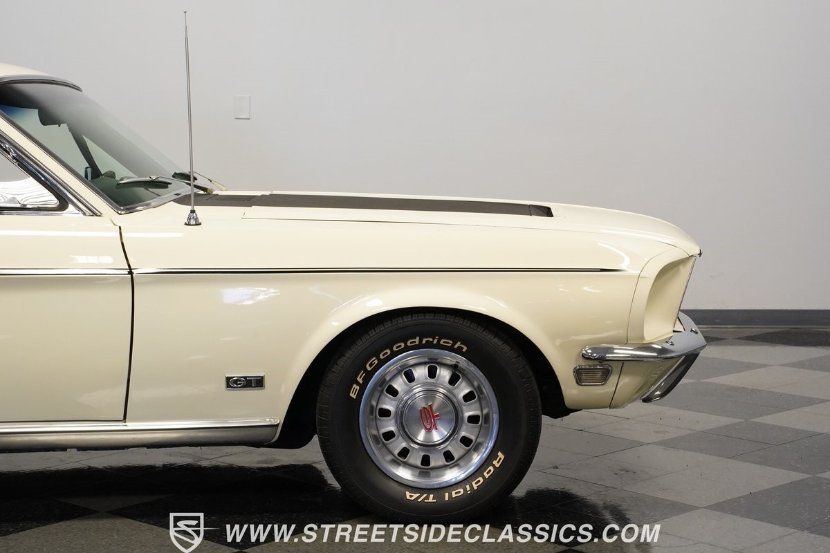 Ford-Mustang-1968-Fastback-30