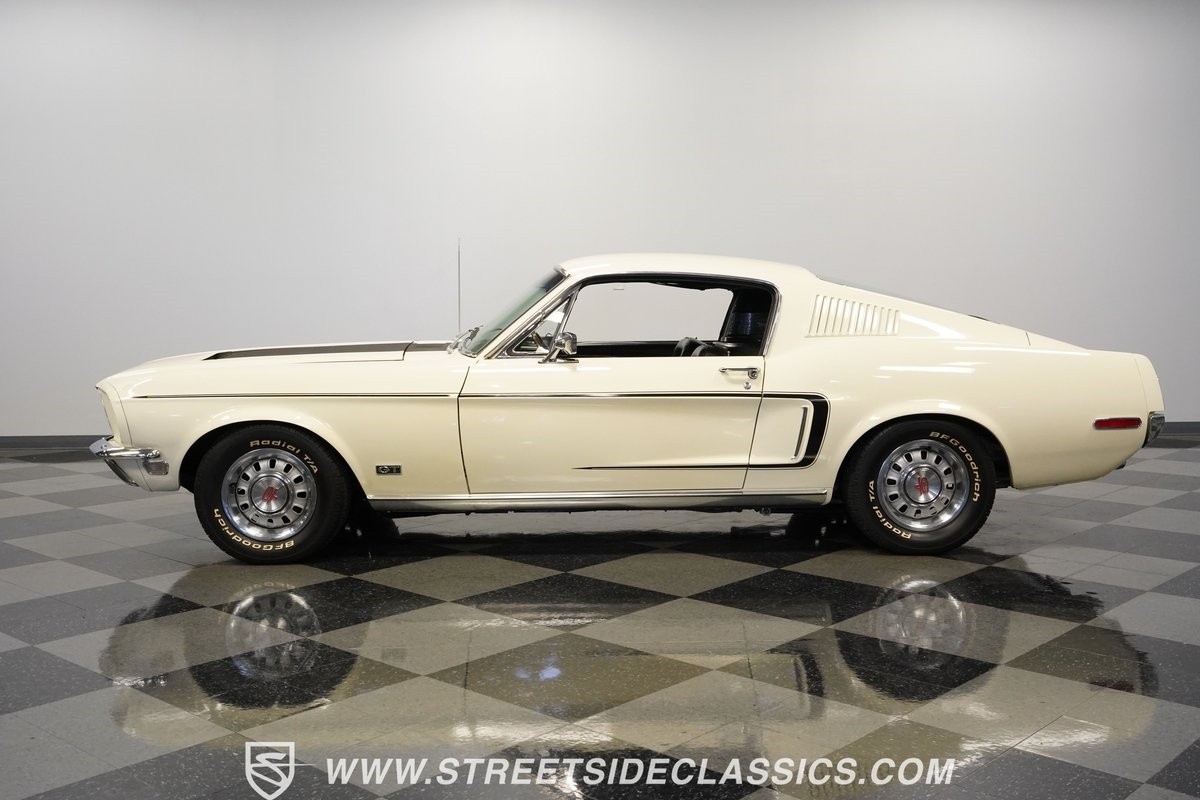 Ford-Mustang-1968-Fastback-7