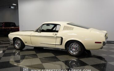 Ford-Mustang-1968-Fastback-8