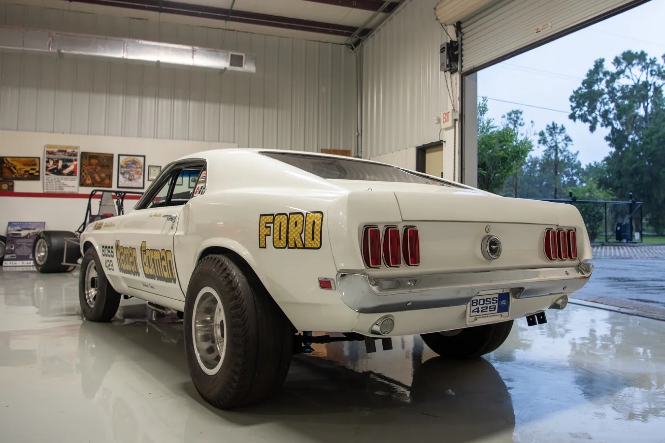 Ford-Mustang-1969-19