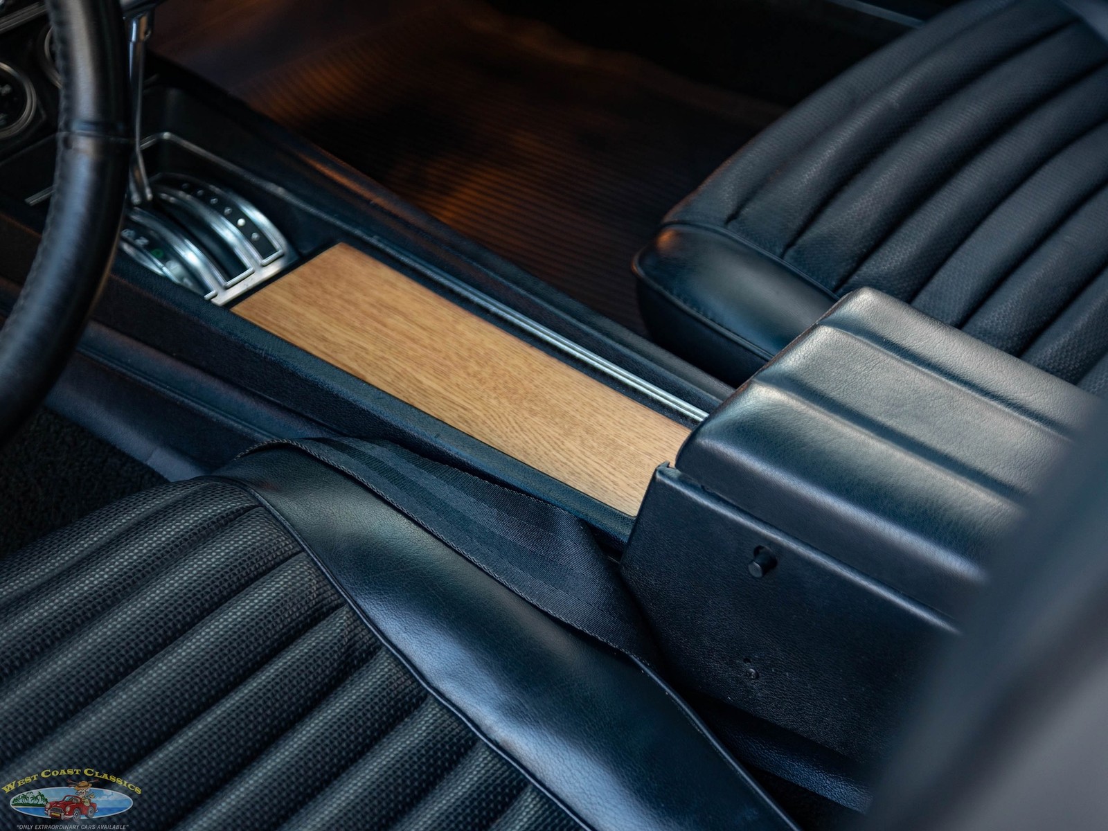 Ford-Mustang-1969-2-Door-Fastback-31