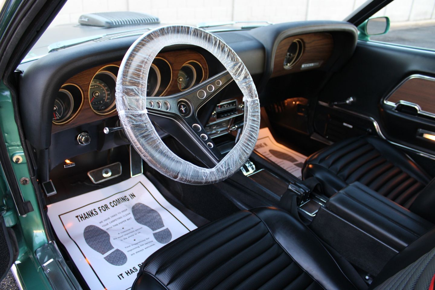 Ford-Mustang-1969-Coupe-27