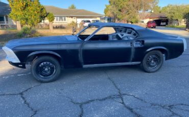 Ford-Mustang-1969-Fastback-1