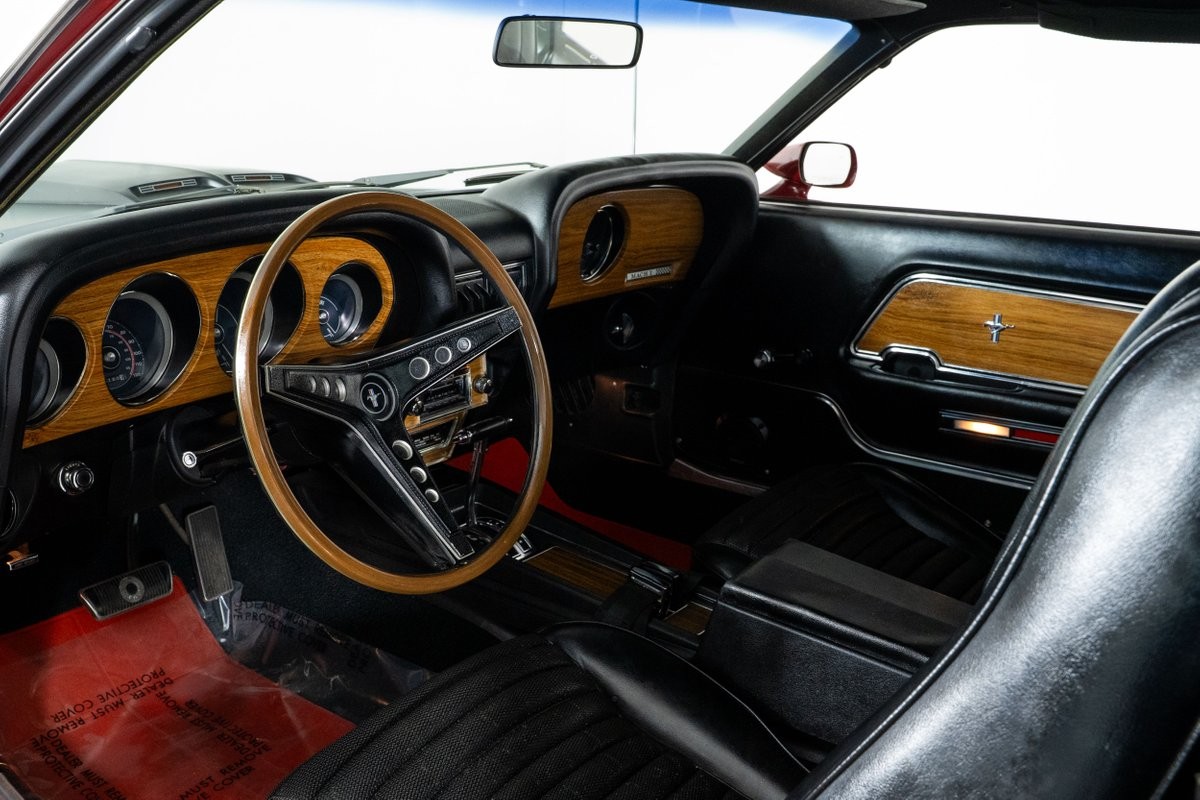 Ford-Mustang-1969-Fastback-1