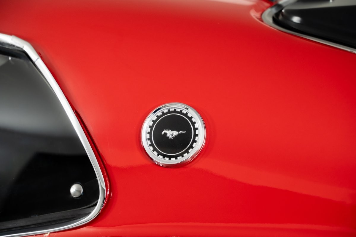 Ford-Mustang-1969-Fastback-10