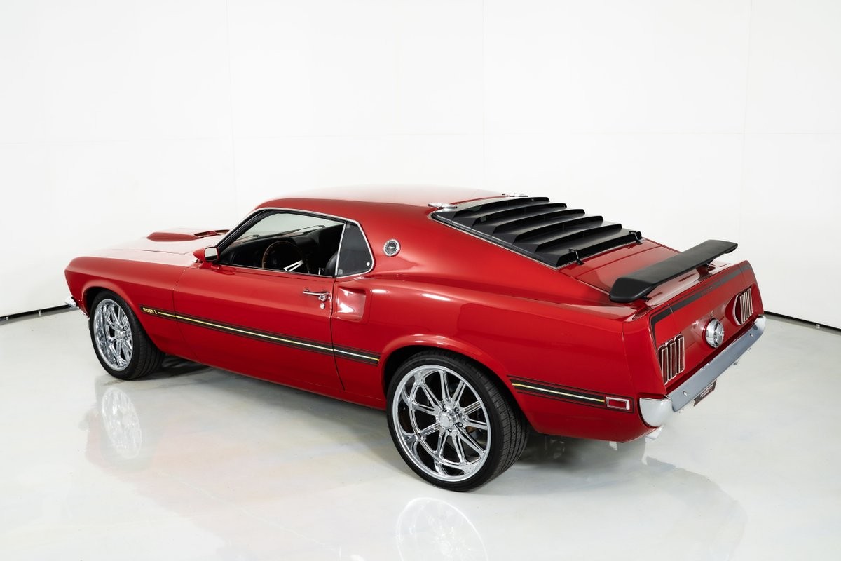Ford-Mustang-1969-Fastback-12