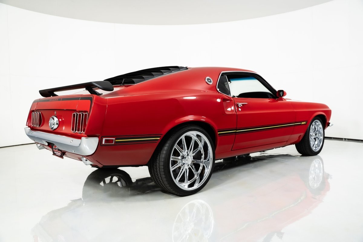 Ford-Mustang-1969-Fastback-14