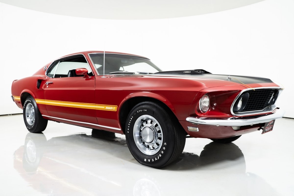 Ford-Mustang-1969-Fastback-15