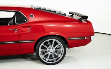 Ford-Mustang-1969-Fastback-9