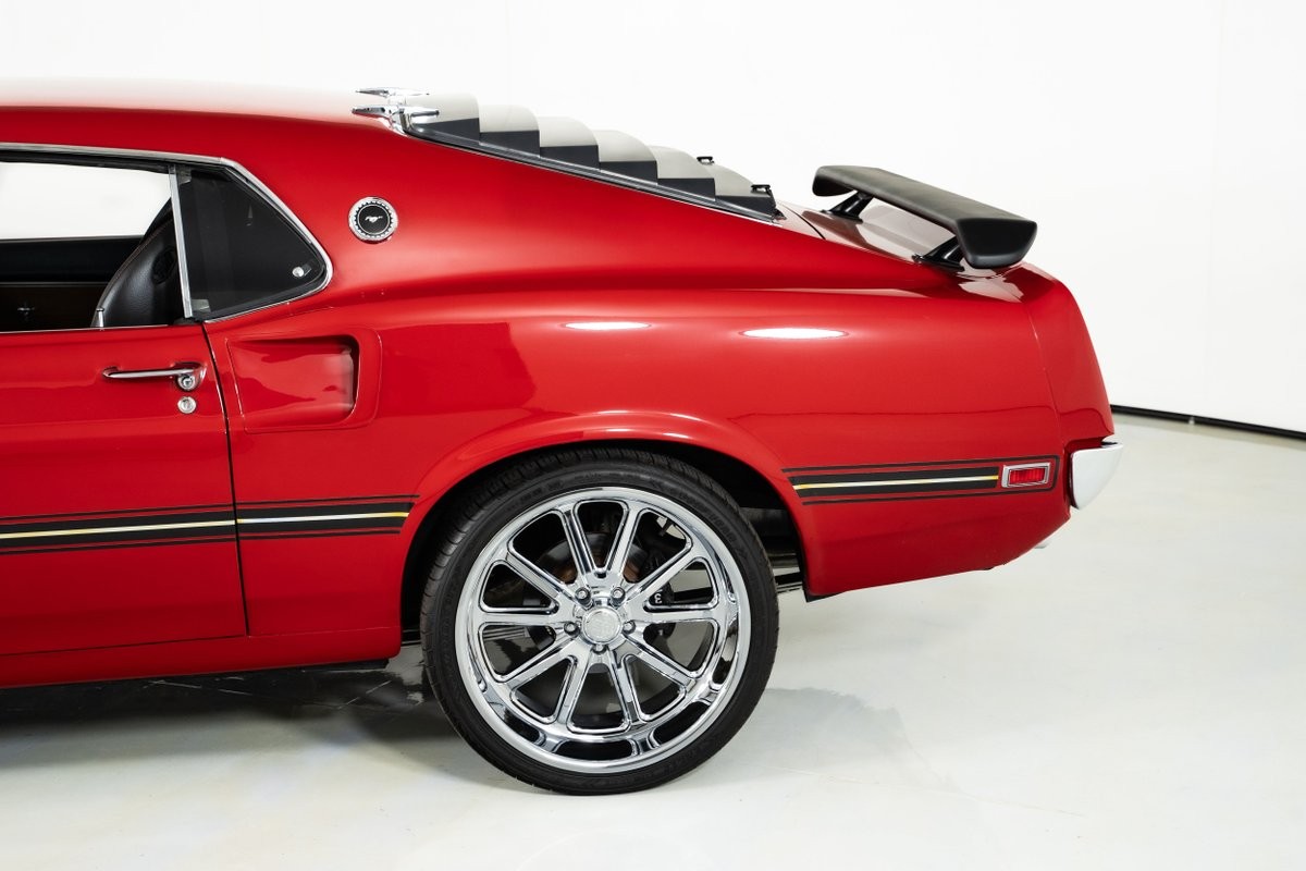 Ford-Mustang-1969-Fastback-9