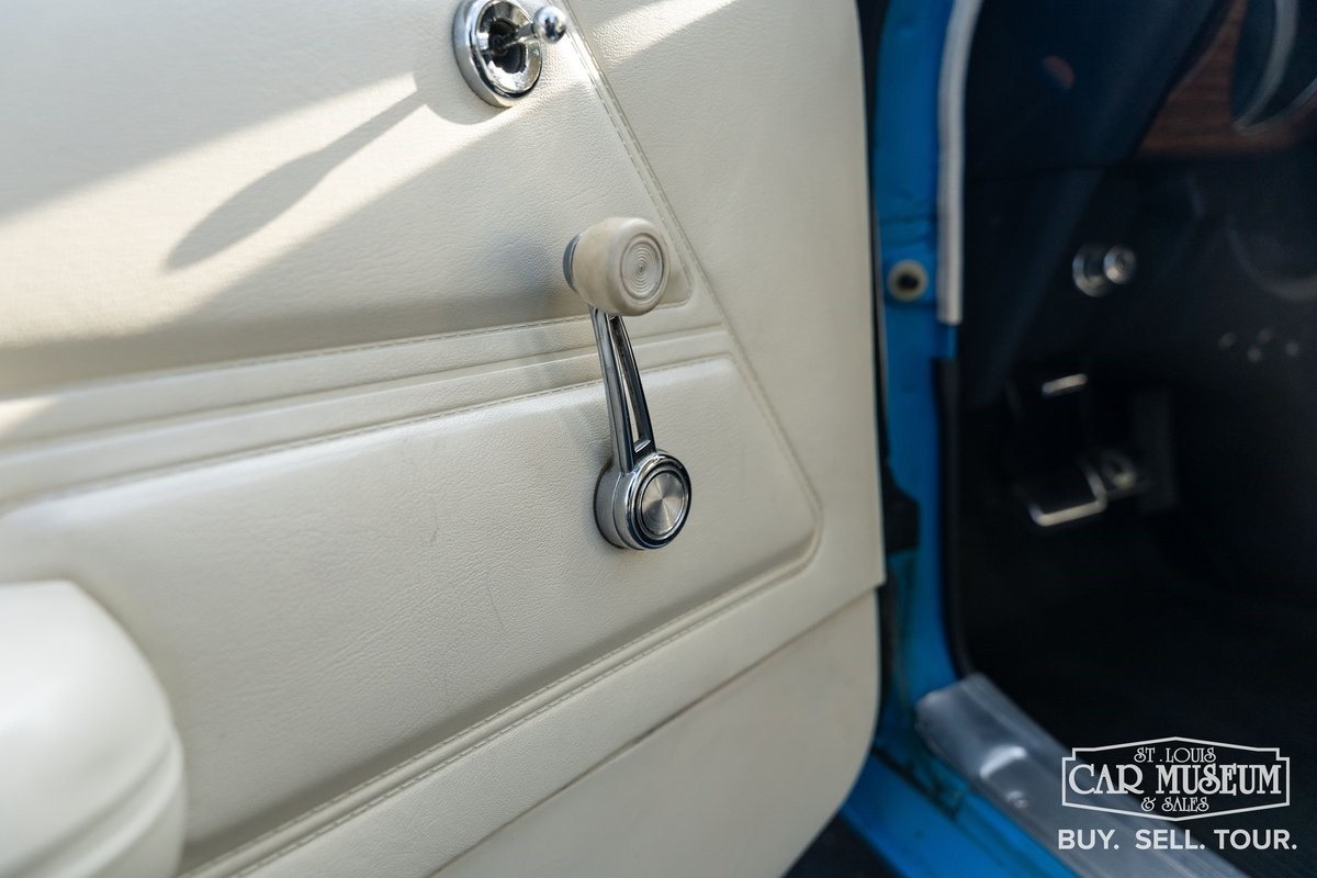 Ford-Mustang-1970-Fastback-16