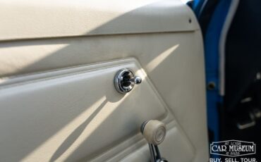 Ford-Mustang-1970-Fastback-17