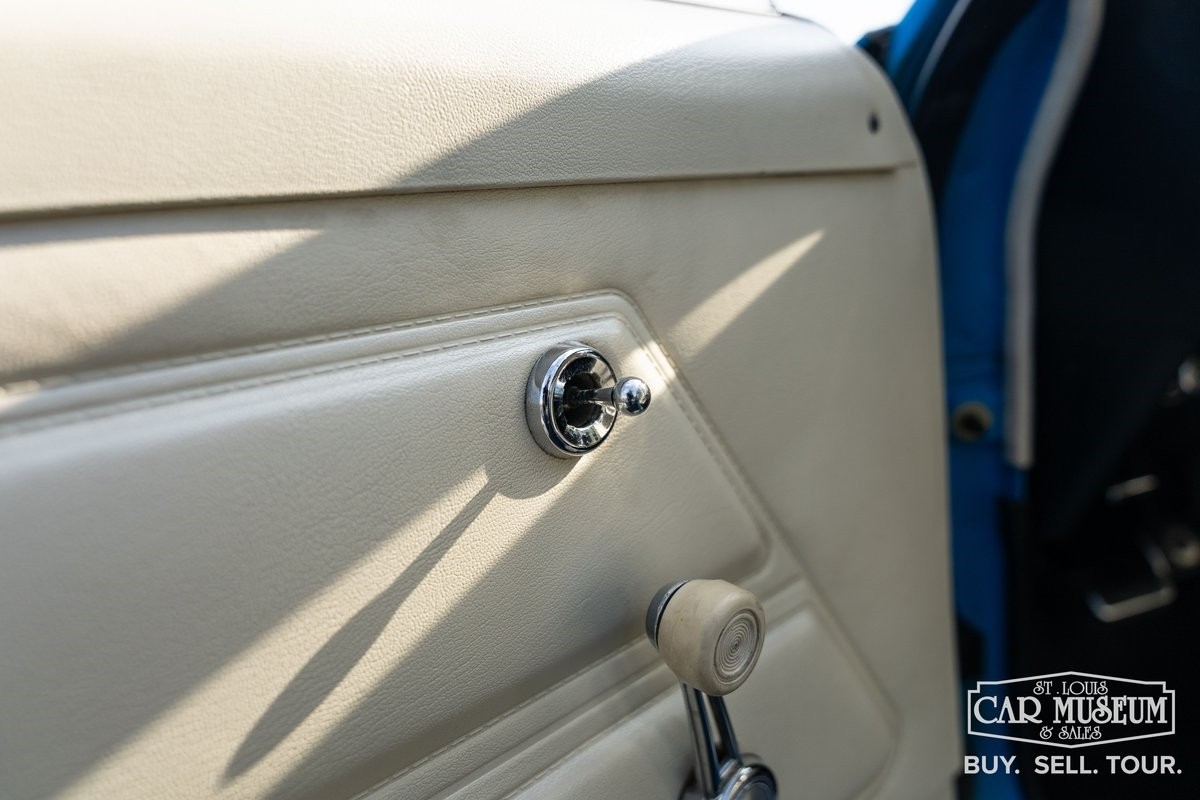 Ford-Mustang-1970-Fastback-17